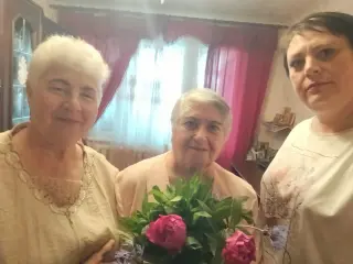 Привітання з Днем народження Вишиван Еллу Іванівну — ветерана праці, людину з багатим життєвим досвідом, щирим серцем та активною громадянською позицією.