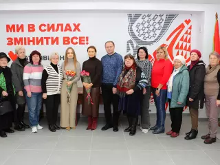 Відбулася зустріч Ольги Бабенко, голови Криворізької міської організації ВО «Батьківщина», та депутата Дніпропетровської обласної ради Марії Бабенко з мешканцями Центрально-Міського району.