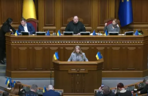 Юлія Тимошенко: Не можна під час війни позбавляти державу і громади майна та узаконювати брудні схеми приватизації