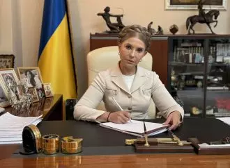 «Батьківщина» не голосувала за уряд монобільшості, але підтримала міністрів оборони та закордонних справ