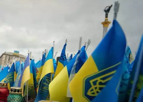 Завдяки спільній роботі Юлії Тимошенко, МФО та родин «Азову» Верховна Рада встановила 28 липня як День пам’яті закатованих і загиблих у полоні
